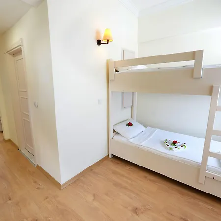 Szálloda Cesars Side